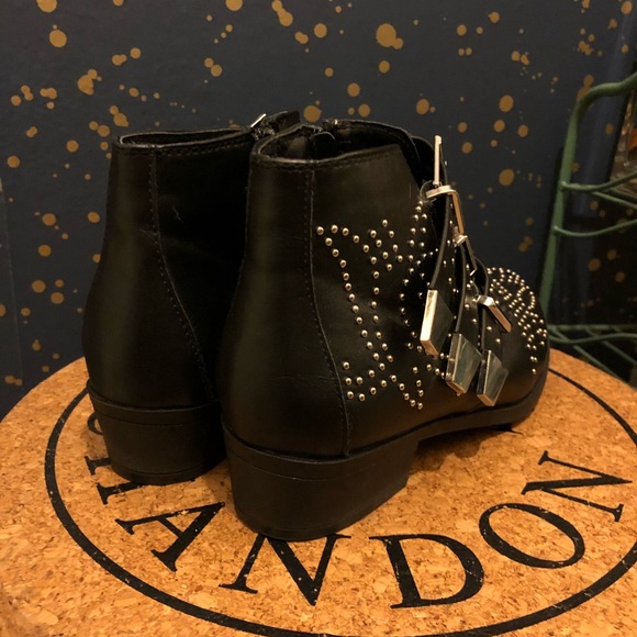 The truffle collection stud booties 🖤 - Picture 6 of 7